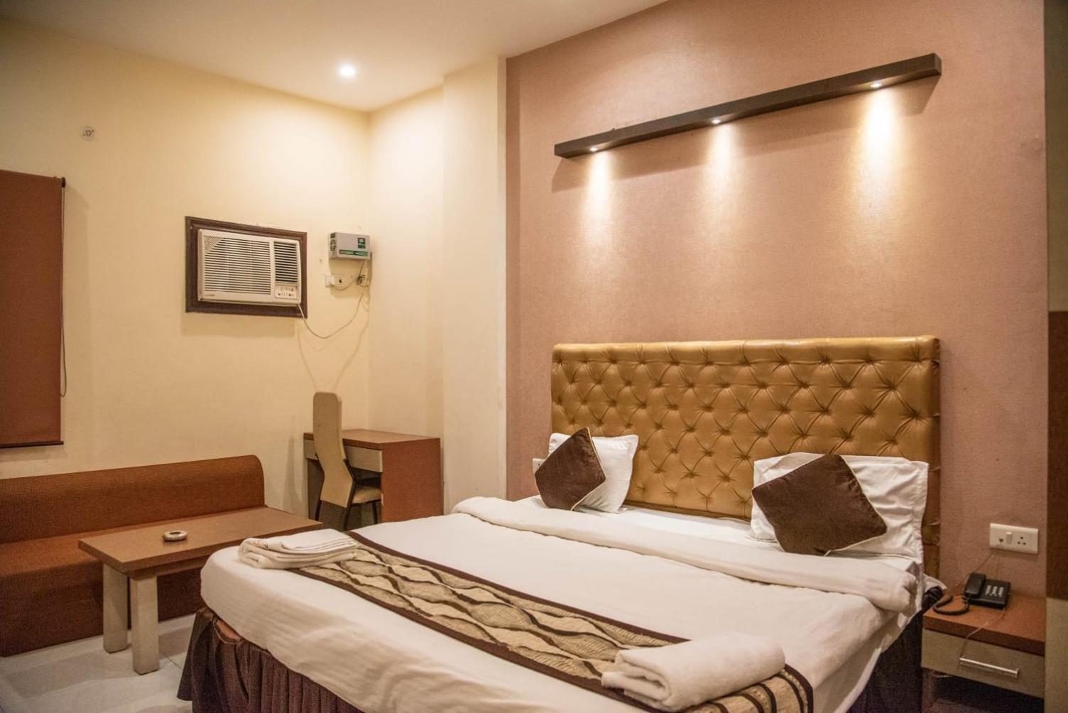 Hotel Maple Delite Lucknow Exterior foto